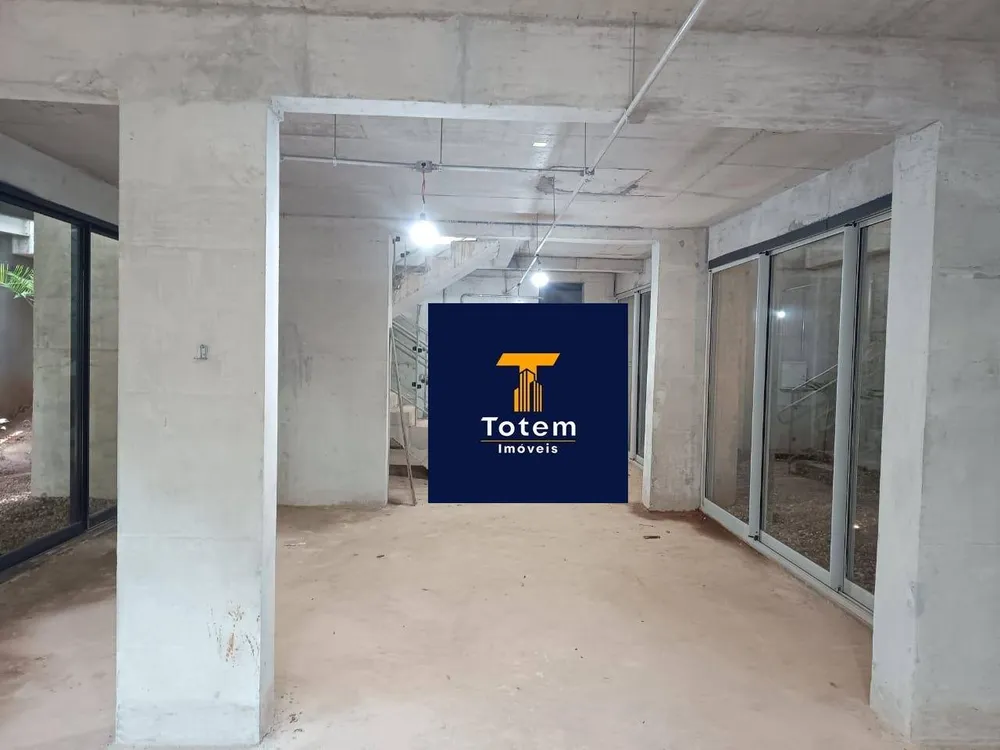 Loja-Salão, 389 m² - Foto 1
