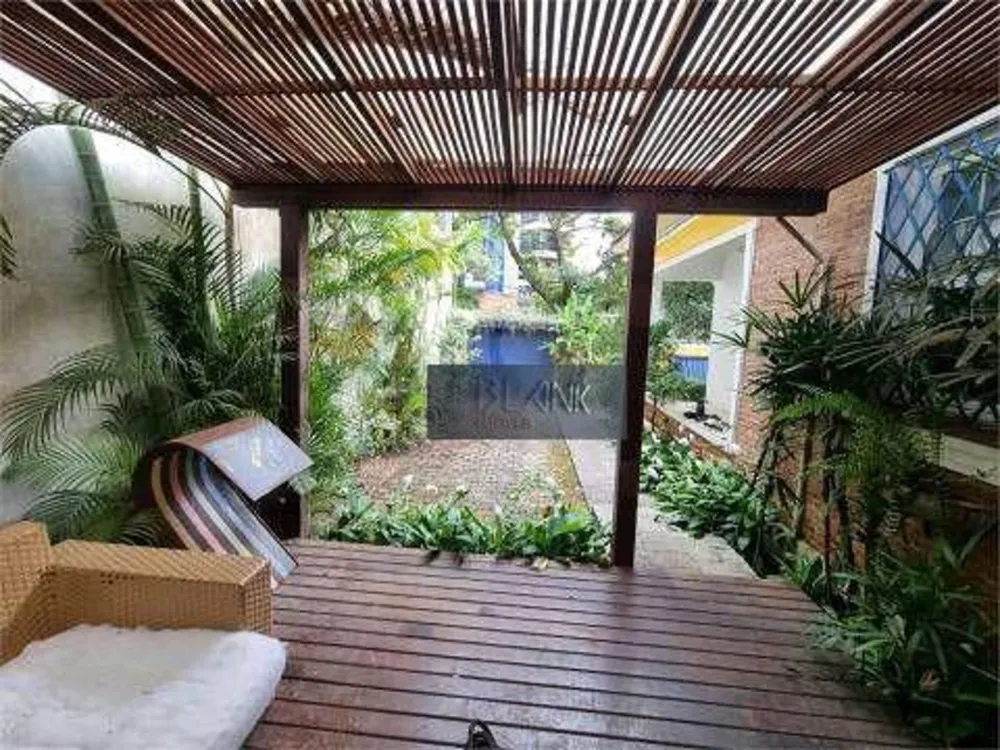 Casa, 5 quartos, 300 m² - Foto 1