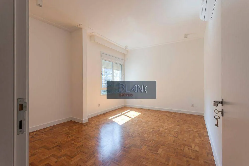 Apartamento, 3 quartos, 209 m² - Foto 3
