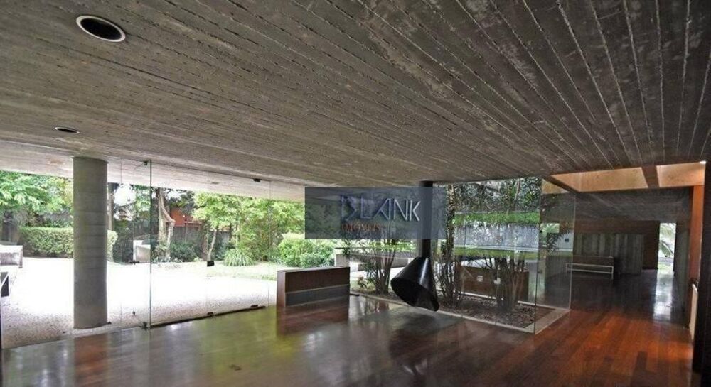 Casa, 4 quartos, 976 m² - Foto 1