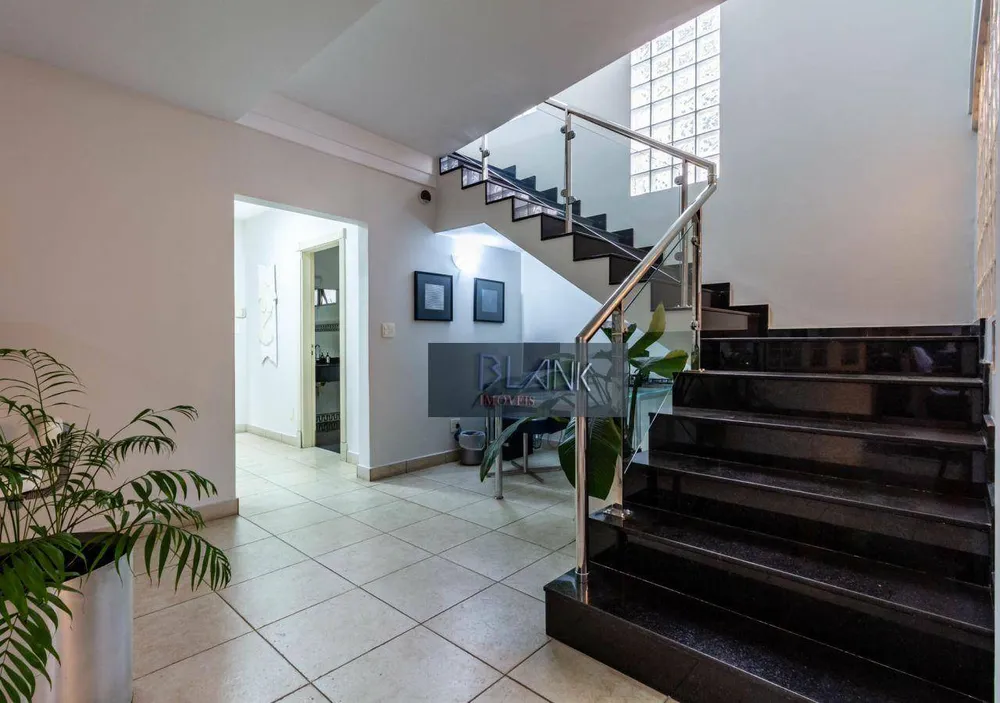 Casa, 4 quartos, 280 m² - Foto 1