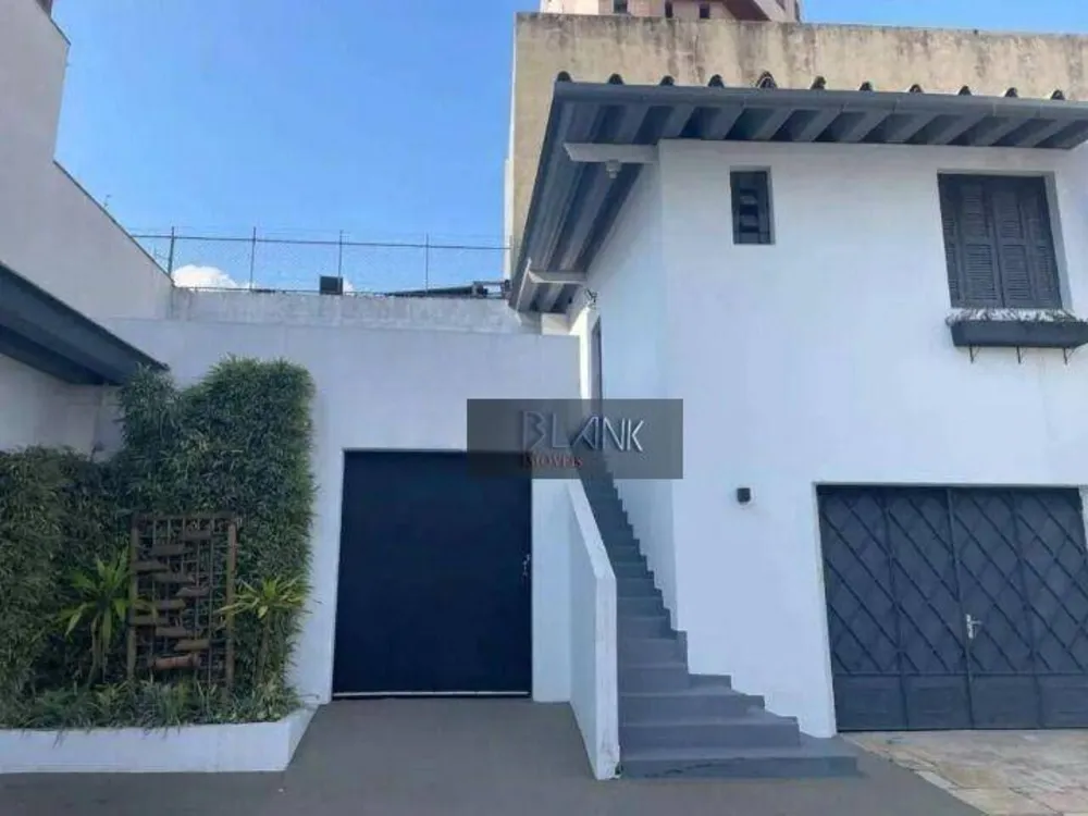 Casa, 8 quartos, 220 m² - Foto 2
