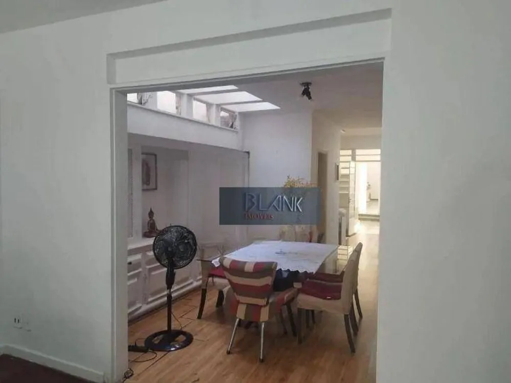 Casa, 1 quarto, 331 m² - Foto 2