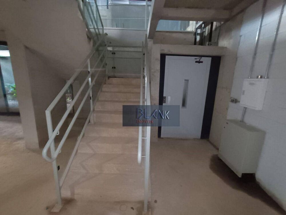 Loja-Salão, 389 m² - Foto 1