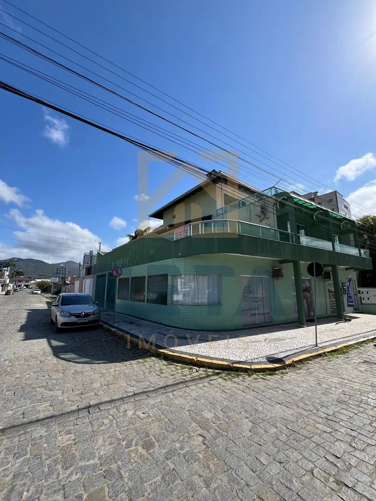 Casa, 4 quartos, 721 m² - Foto 1