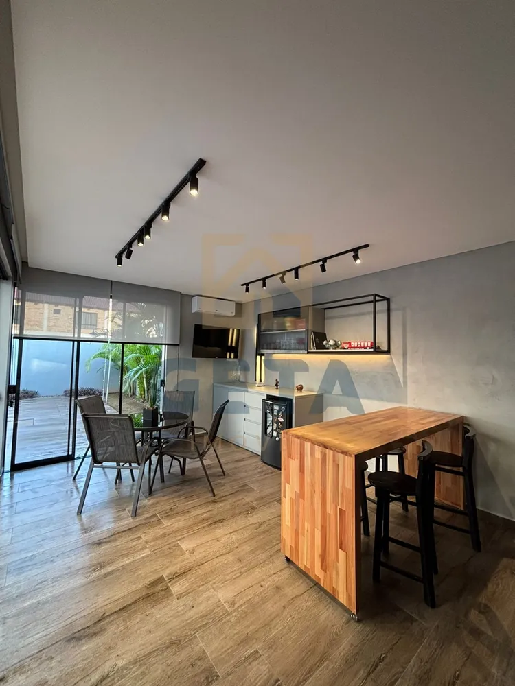 Casa, 3 quartos, 264 m² - Foto 2