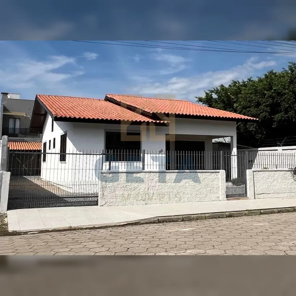 Casa, 3 quartos, 210 m² - Foto 1