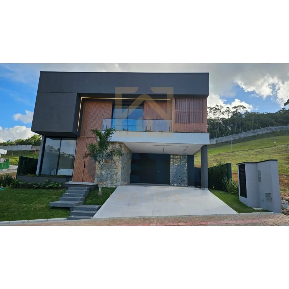 Casa, 4 quartos, 301 m² - Foto 1