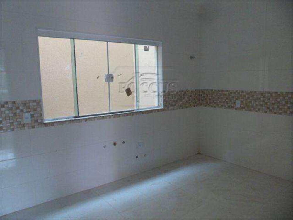 Sobrado à venda com 2 quartos, 110m² - Foto 4
