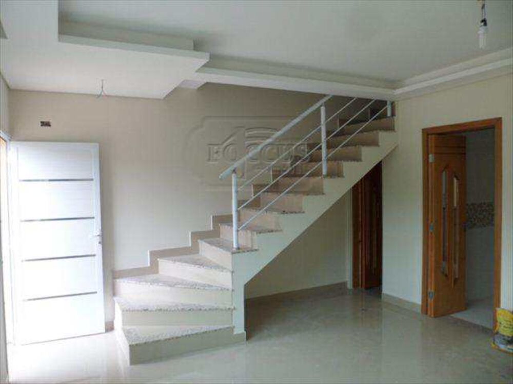 Sobrado à venda com 2 quartos, 110m² - Foto 3
