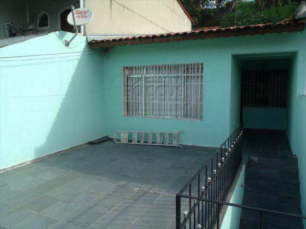 Sobrado à venda com 2 quartos, 150m² - Foto 2