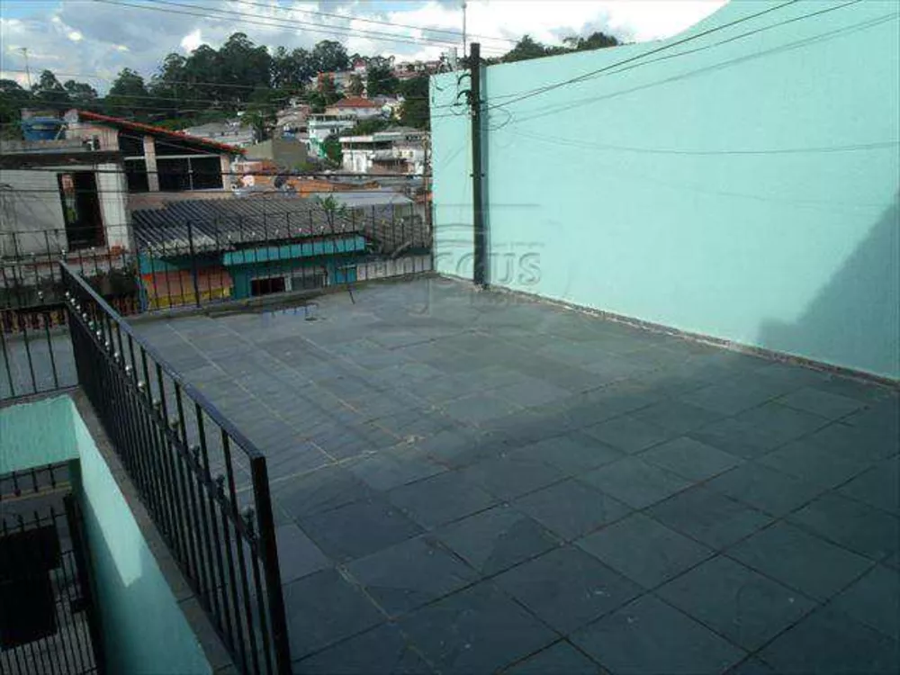 Sobrado à venda com 2 quartos, 150m² - Foto 3