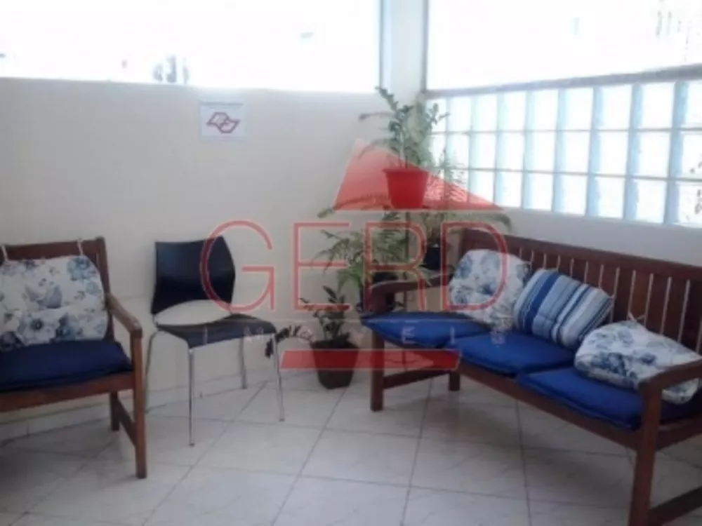 Apartamento à venda com 2 quartos, 70m² - Foto 4