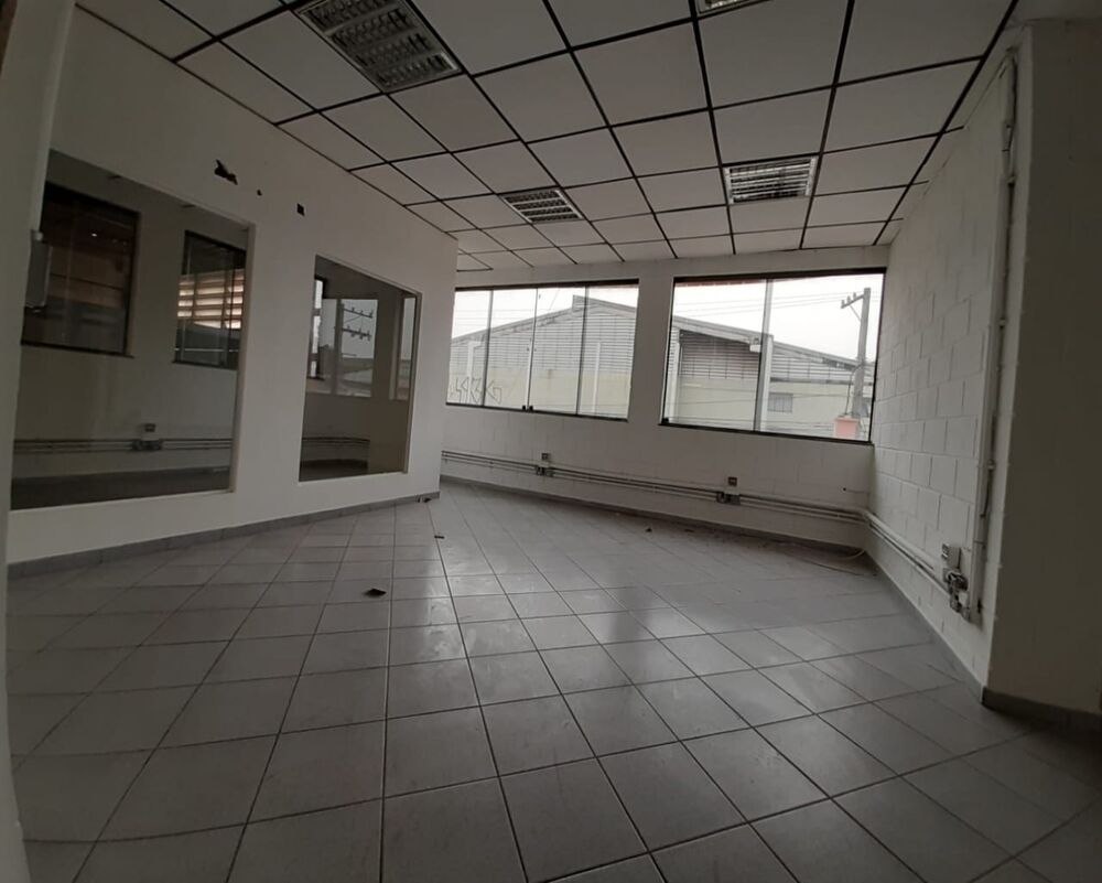 Depósito-Galpão-Armazém para alugar, 600m² - Foto 3