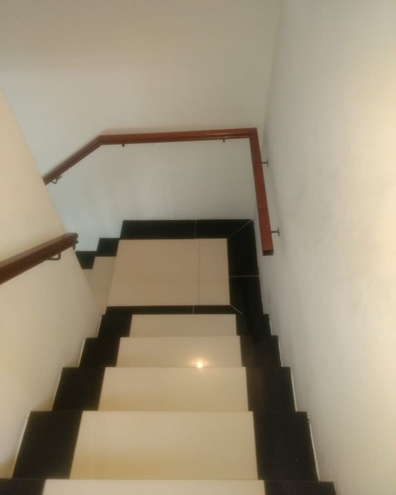 Sobrado à venda com 3 quartos, 230m² - Foto 2