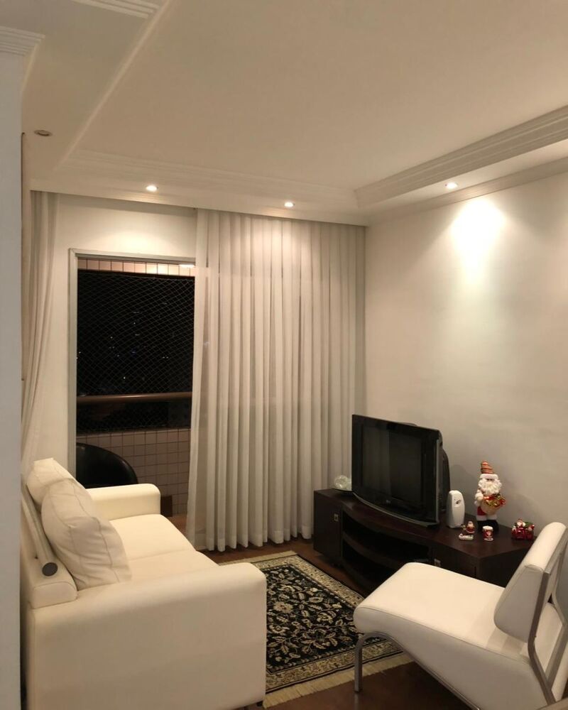 Apartamento à venda com 3 quartos, 70m² - Foto 2