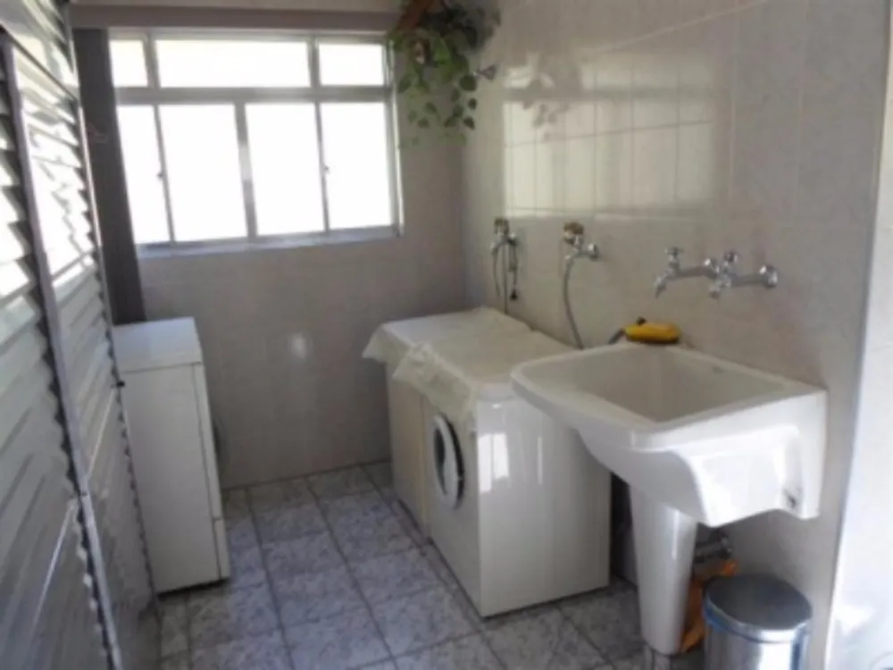 Sobrado, 3 quartos, 284 m² - Foto 2