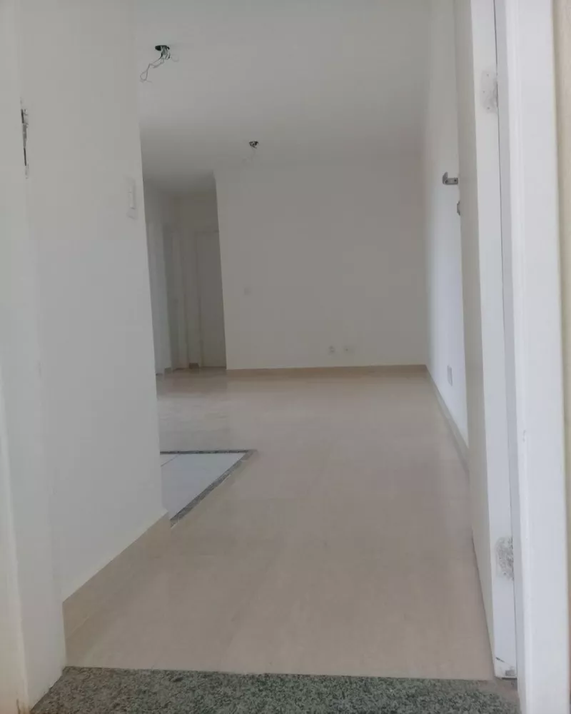 Apartamento à venda com 3 quartos, 74m² - Foto 1