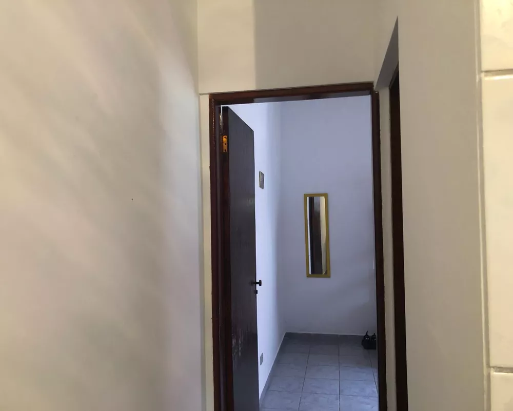 Casa à venda com 2 quartos, 60m² - Foto 6