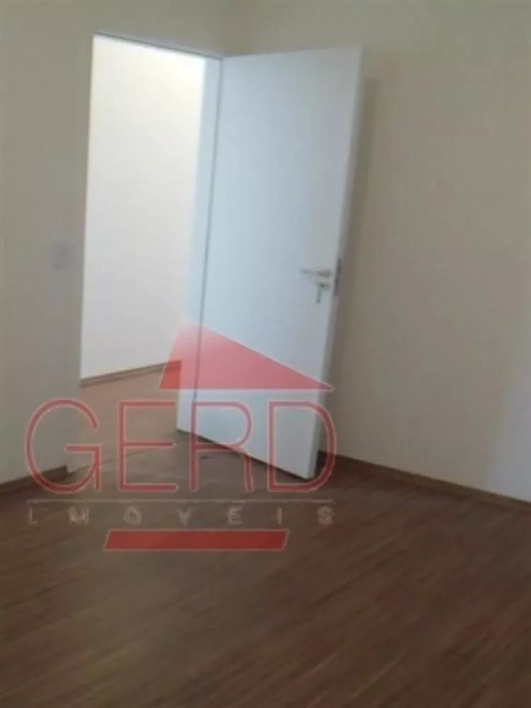 Apartamento à venda com 3 quartos, 69m² - Foto 2