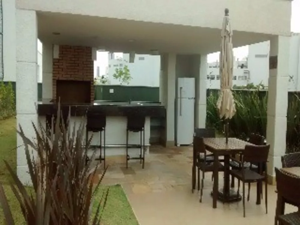 Apartamento à venda com 2 quartos, 67m² - Foto 3