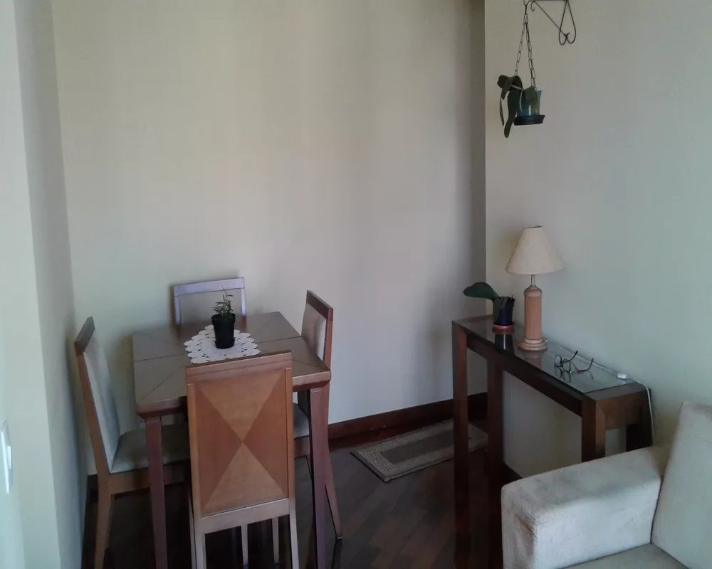 Apartamento à venda com 2 quartos, 65m² - Foto 1