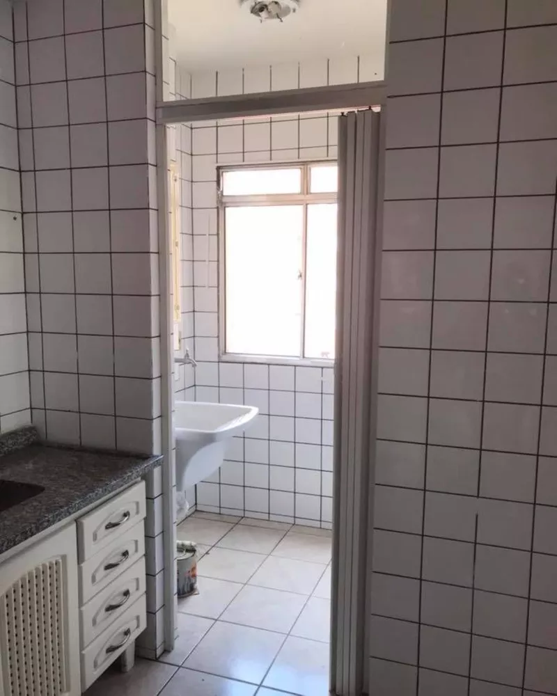 Apartamento à venda com 3 quartos, 72m² - Foto 4