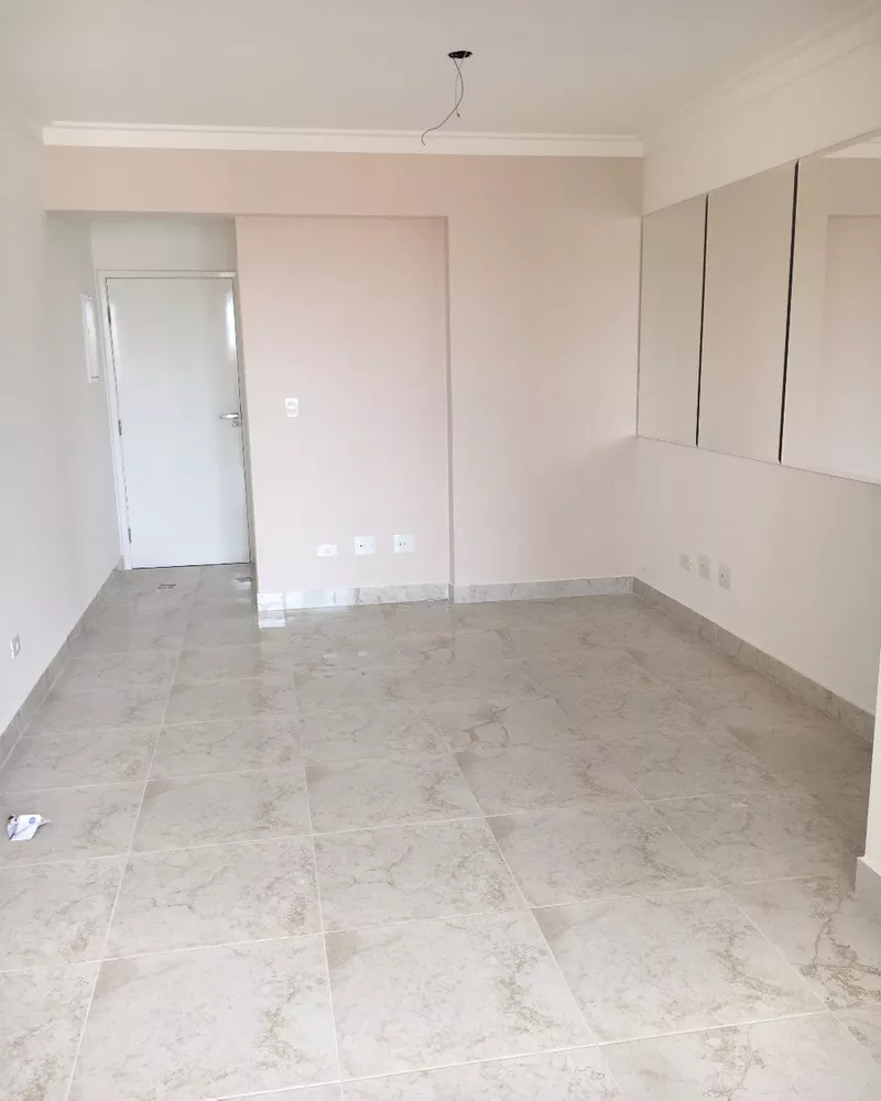 Apartamento à venda com 3 quartos, 72m² - Foto 1