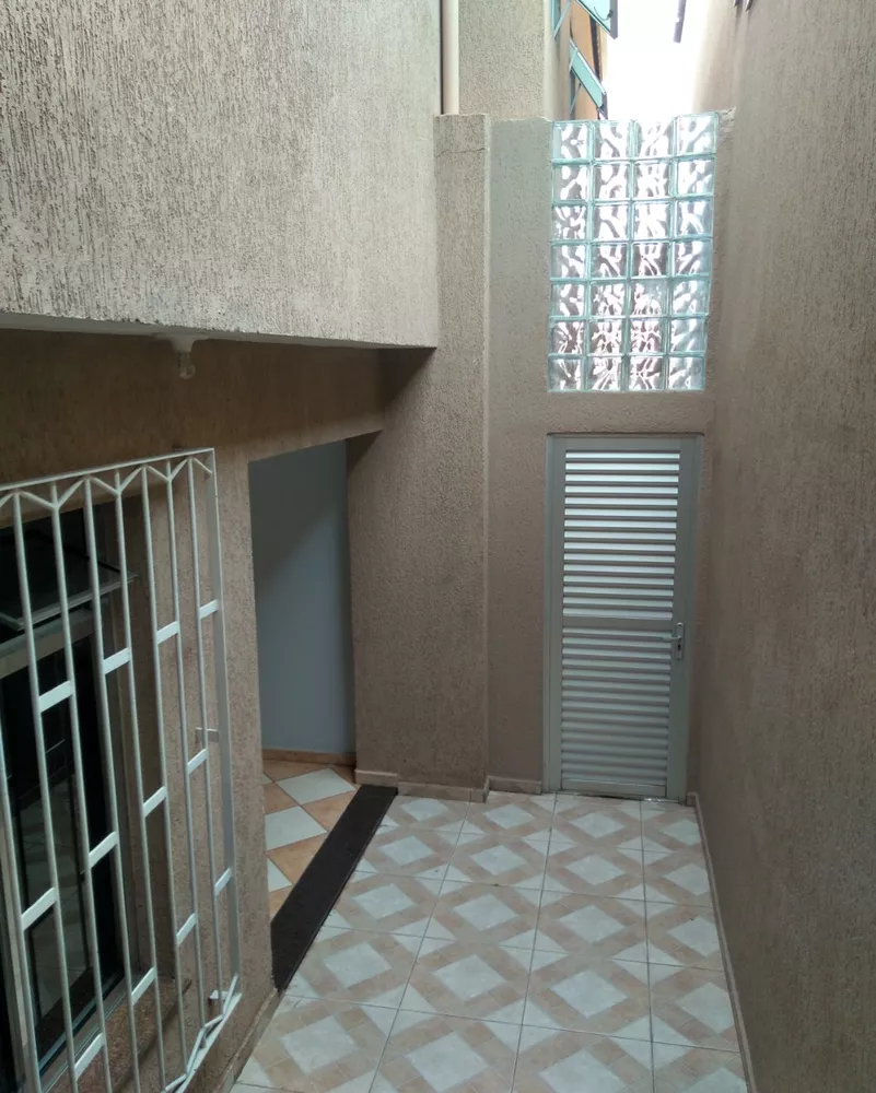 Sobrado, 3 quartos, 250 m² - Foto 2