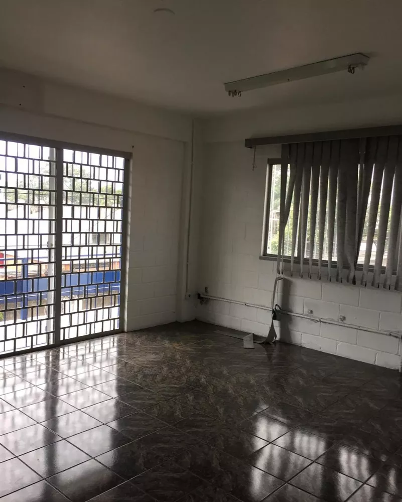 Depósito-Galpão-Armazém para alugar, 1226m² - Foto 2