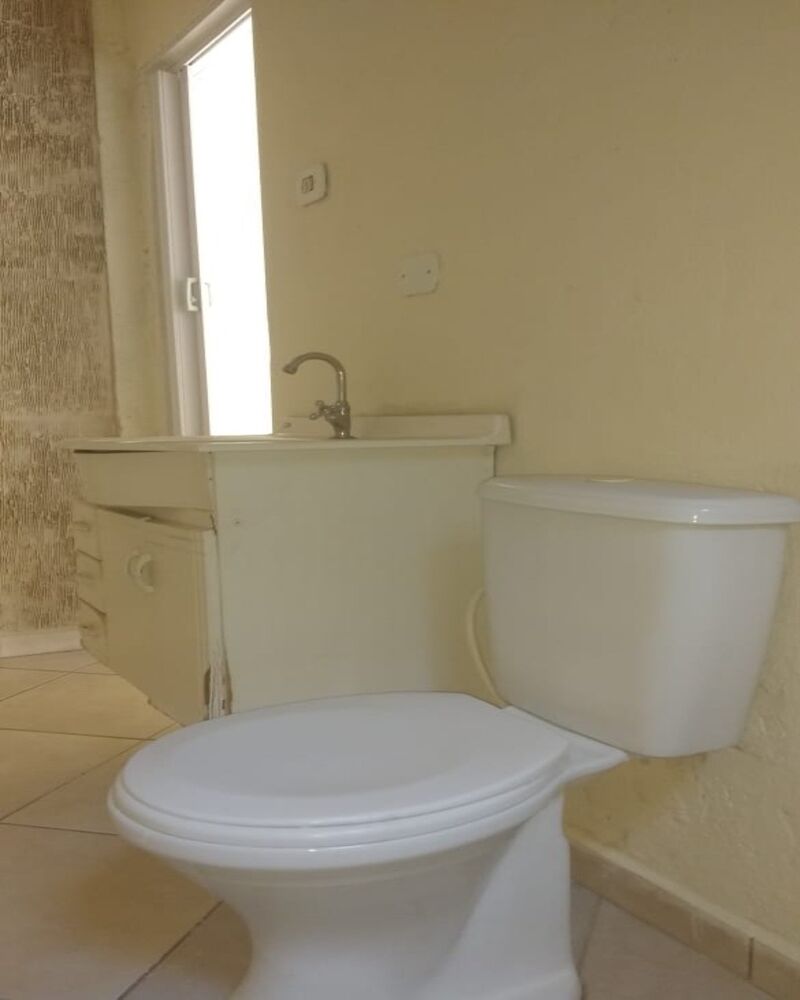 Casa à venda com 1 quarto, 160m² - Foto 1