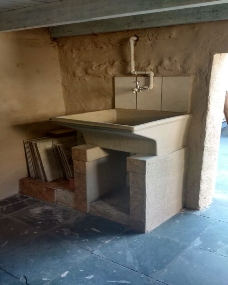Casa à venda com 1 quarto, 160m² - Foto 2