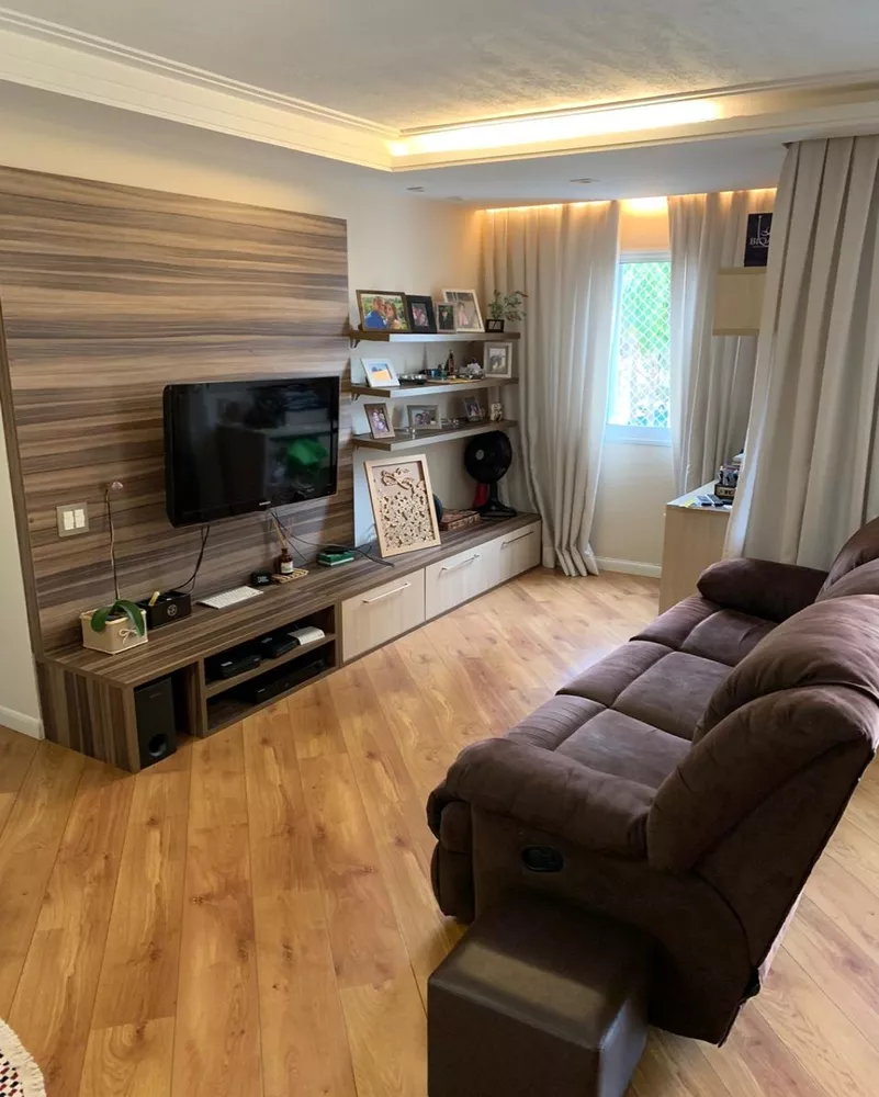 Apartamento à venda com 3 quartos, 72m² - Foto 2