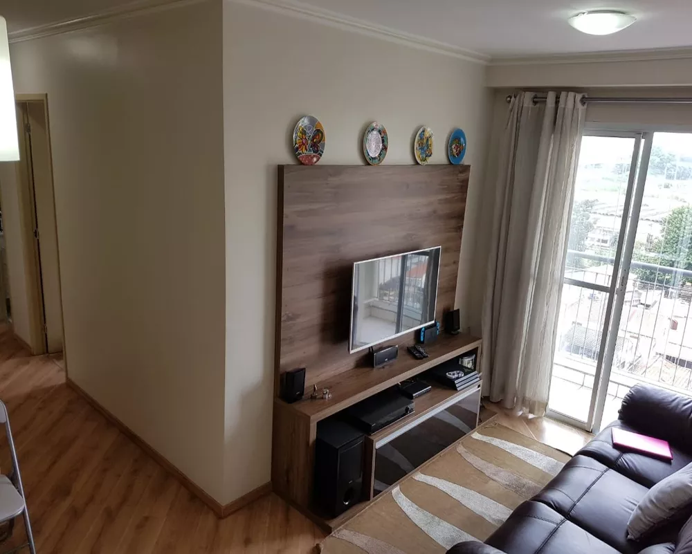 Apartamento à venda com 2 quartos, 60m² - Foto 1