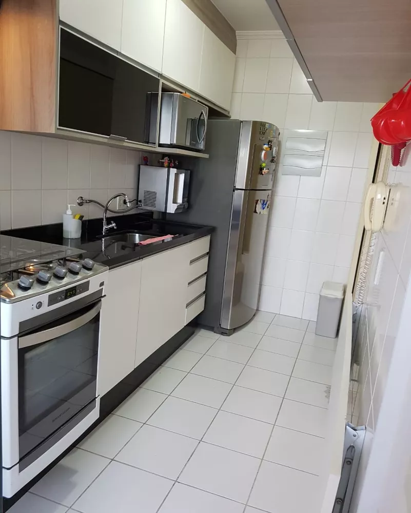 Apartamento à venda com 2 quartos, 60m² - Foto 3