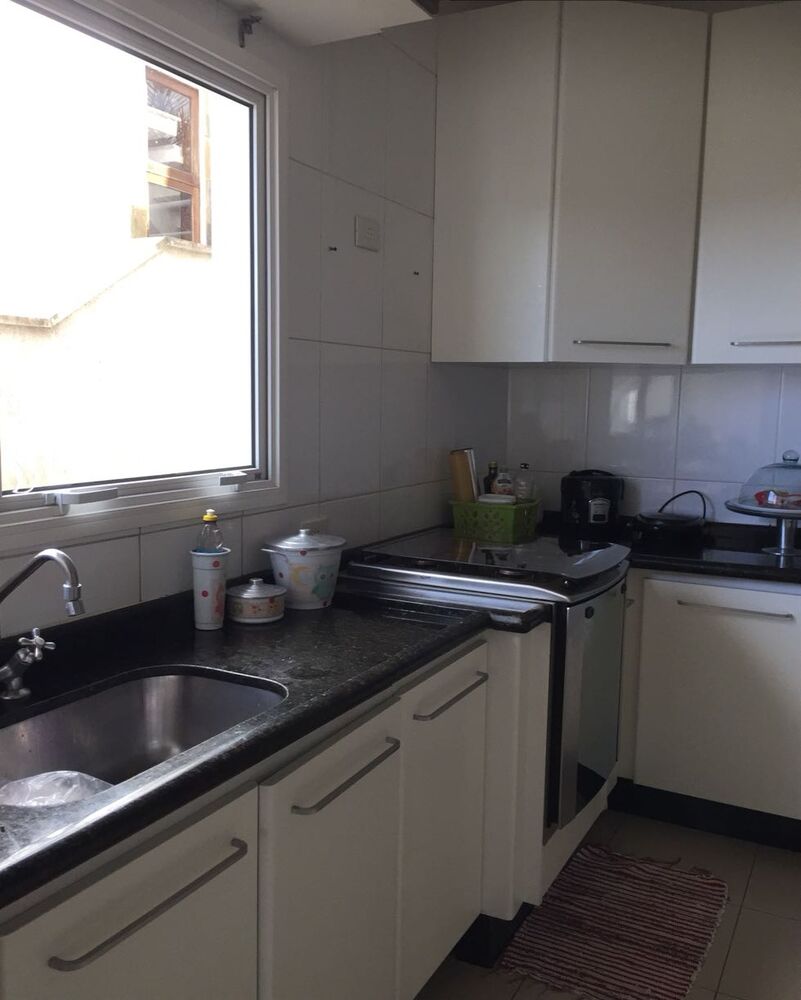 Sobrado à venda e aluguel com 3 quartos, 265m² - Foto 1