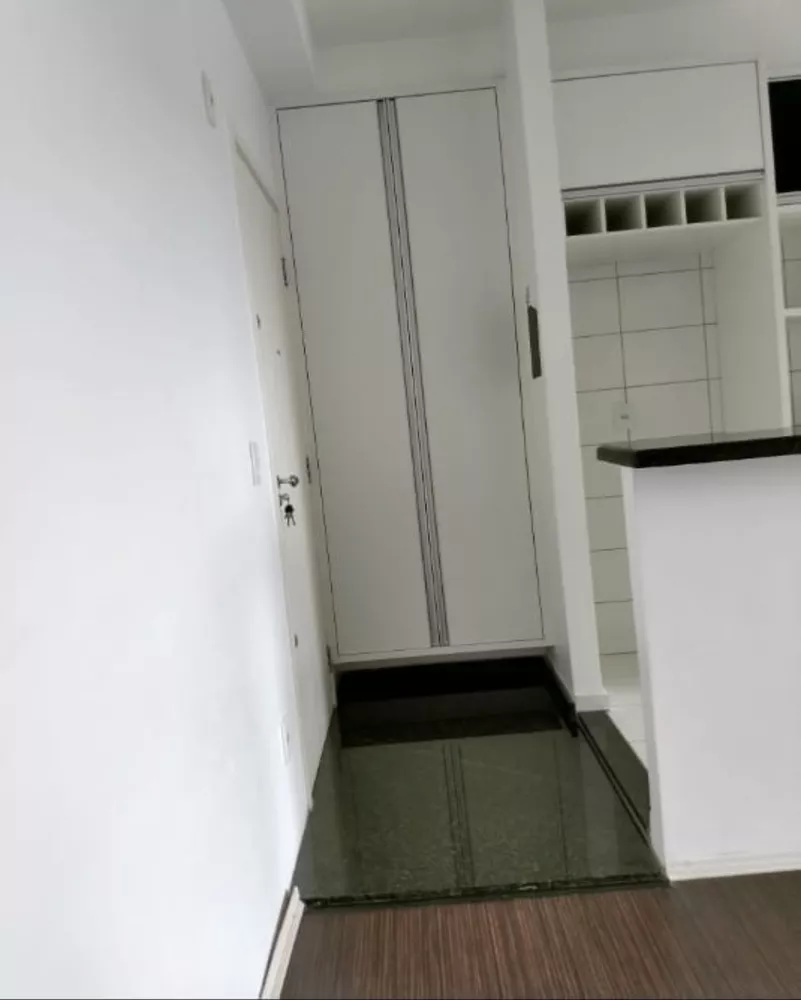 Apartamento para alugar com 2 quartos, 57m² - Foto 2