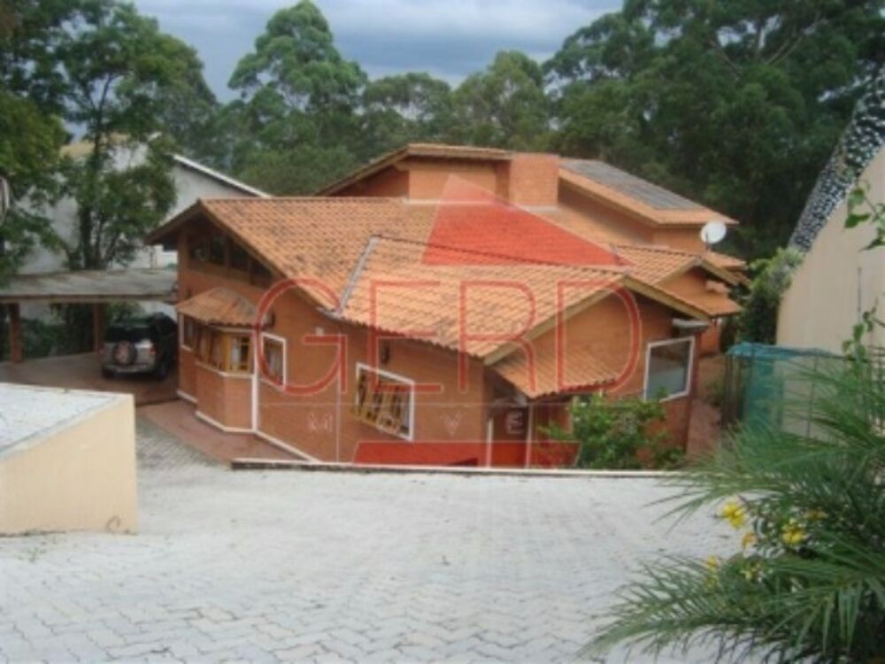 Casa de Condomínio à venda com 3 quartos, 580m² - Foto 3