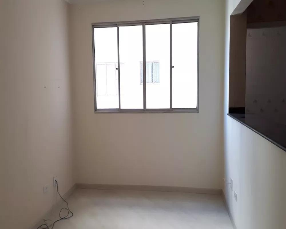 Apartamento à venda com 2 quartos, 68m² - Foto 2