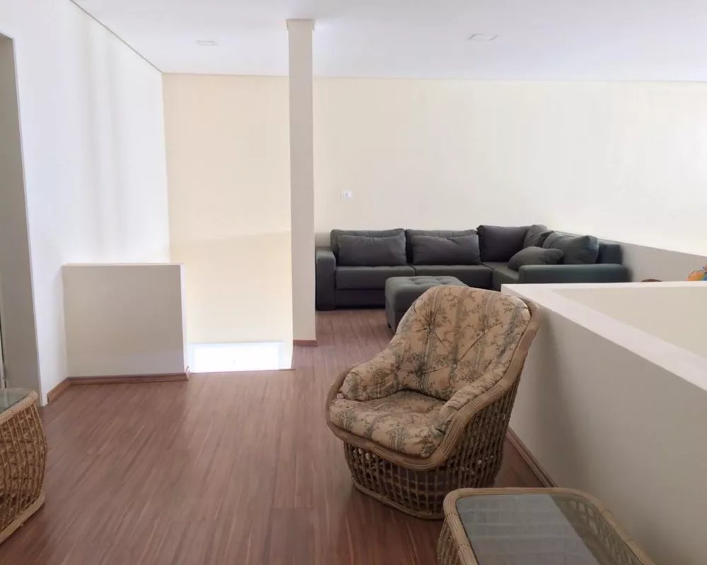 Sobrado à venda com 4 quartos, 370m² - Foto 3