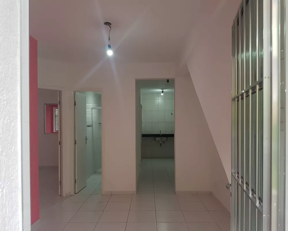 Casa de Condomínio para alugar com 2 quartos, 53m² - Foto 3