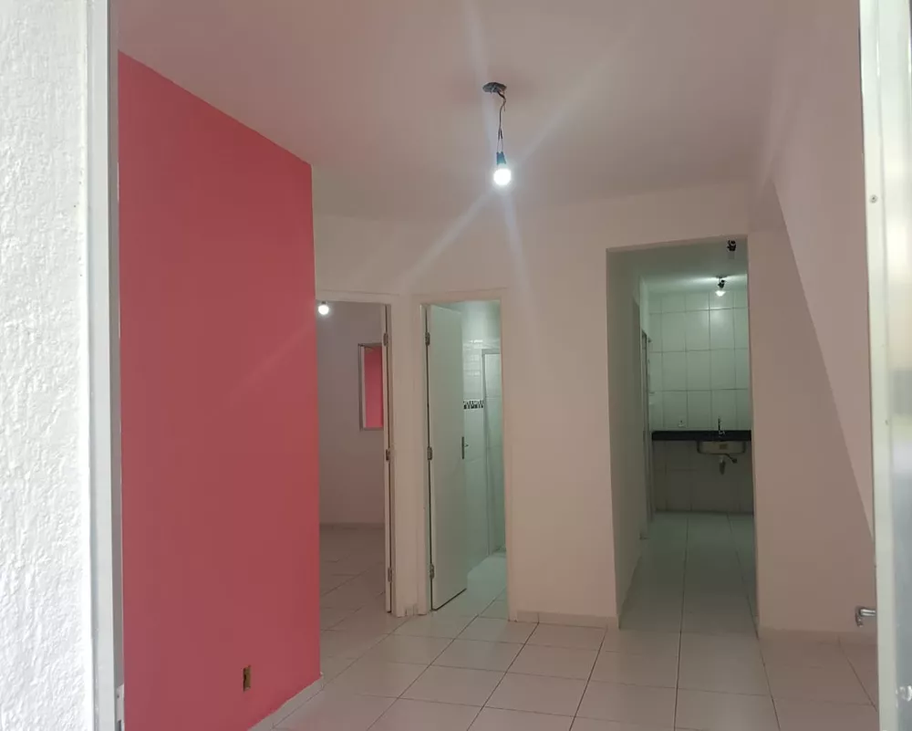 Casa de Condomínio para alugar com 2 quartos, 53m² - Foto 2