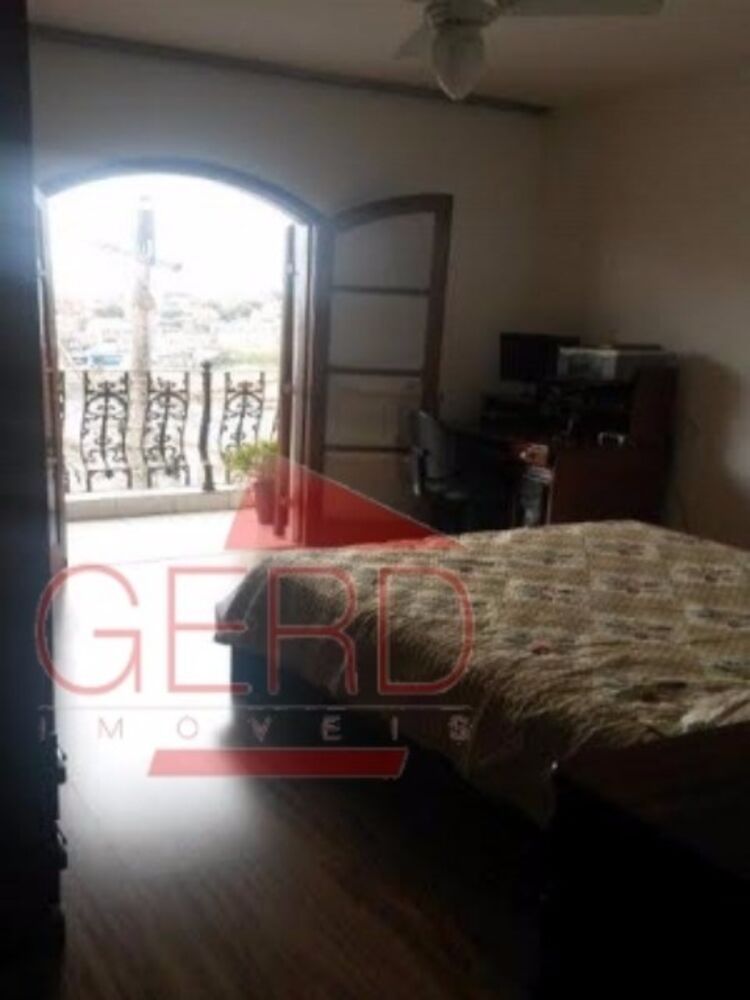 Sobrado, 3 quartos, 295 m² - Foto 2