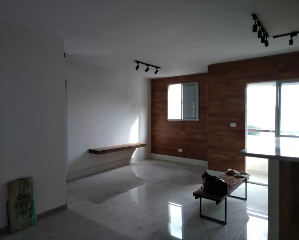 Apartamento à venda com 3 quartos, 65m² - Foto 1