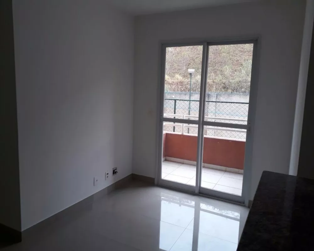 Apartamento à venda com 2 quartos, 60m² - Foto 2