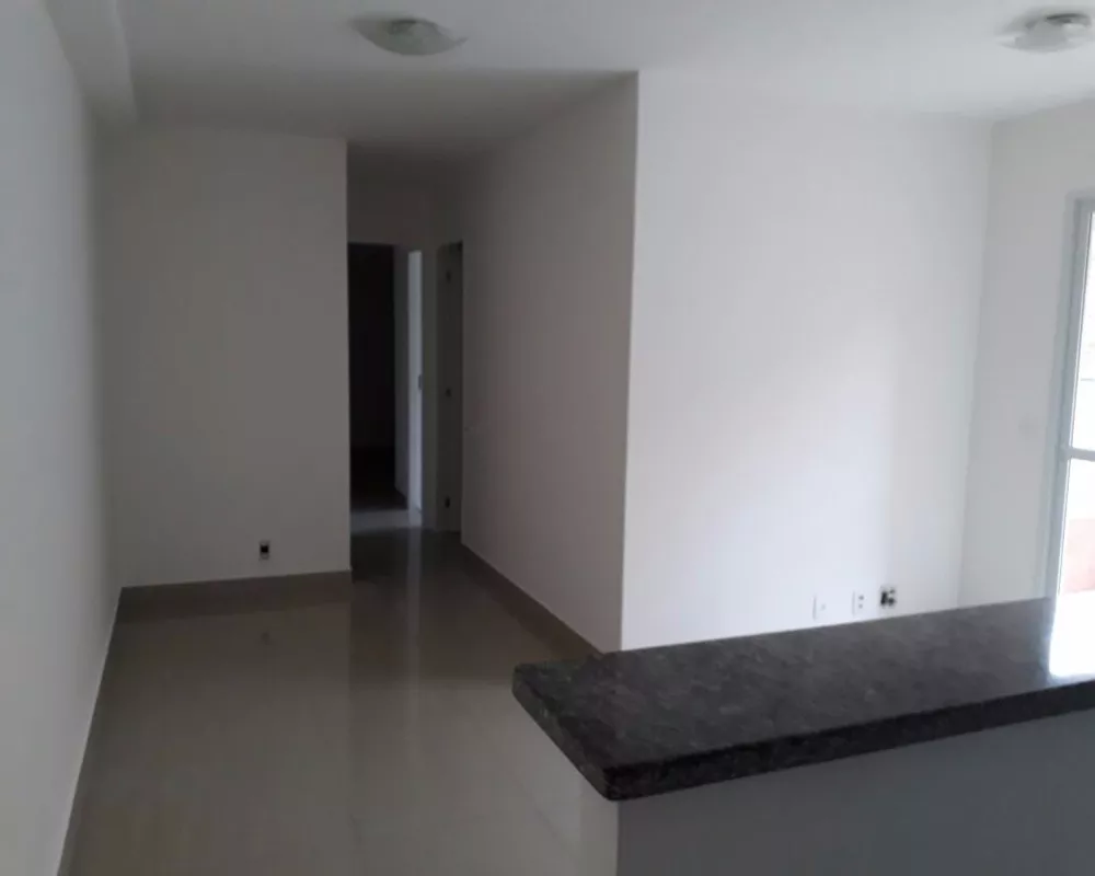 Apartamento à venda com 2 quartos, 60m² - Foto 1