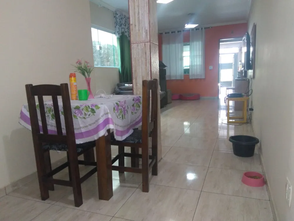 Sobrado, 3 quartos, 200 m² - Foto 1