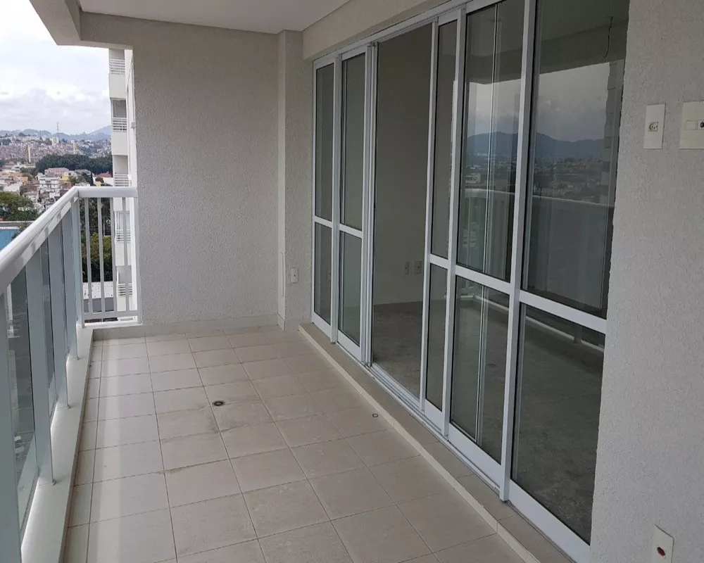 Apartamento à venda com 3 quartos, 136m² - Foto 2