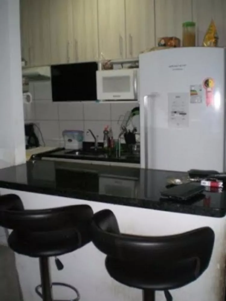 Apartamento à venda com 2 quartos, 57m² - Foto 4