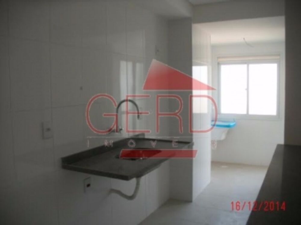 Apartamento à venda com 3 quartos, 74m² - Foto 1